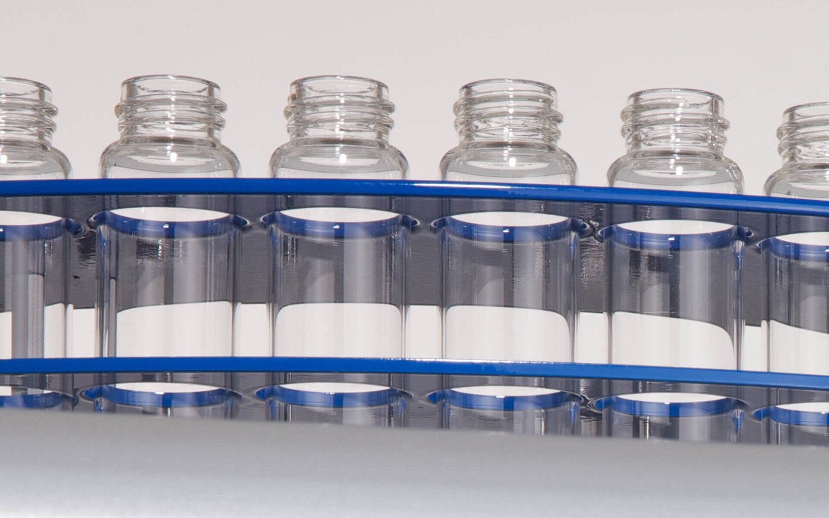 vario TOC cube autosampler with vials