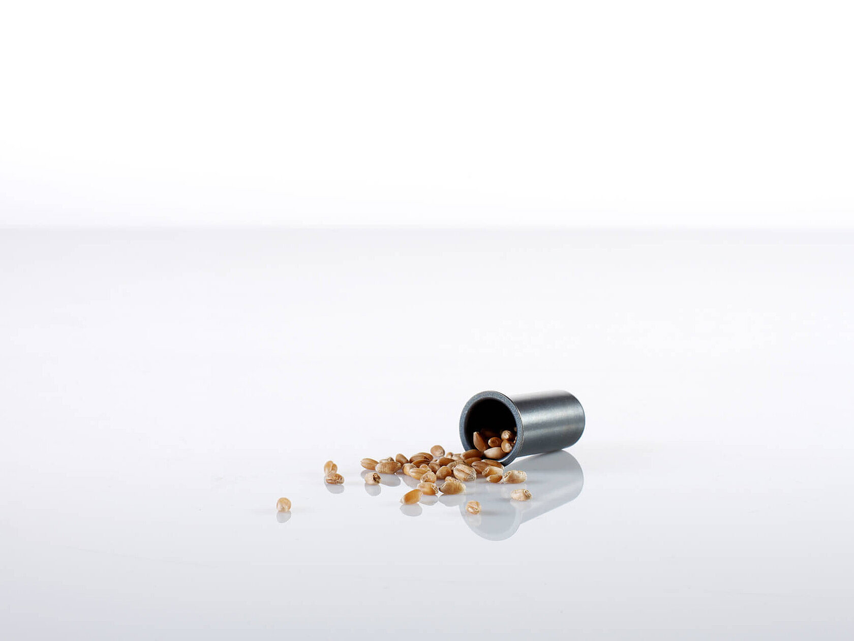 Steel crucible for nitrogen and protein analysis with the rapid MAX N exceed