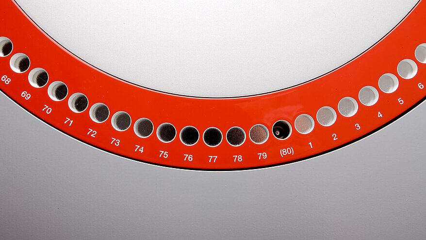 Autosampler of the vario EL cube elemental analyzer