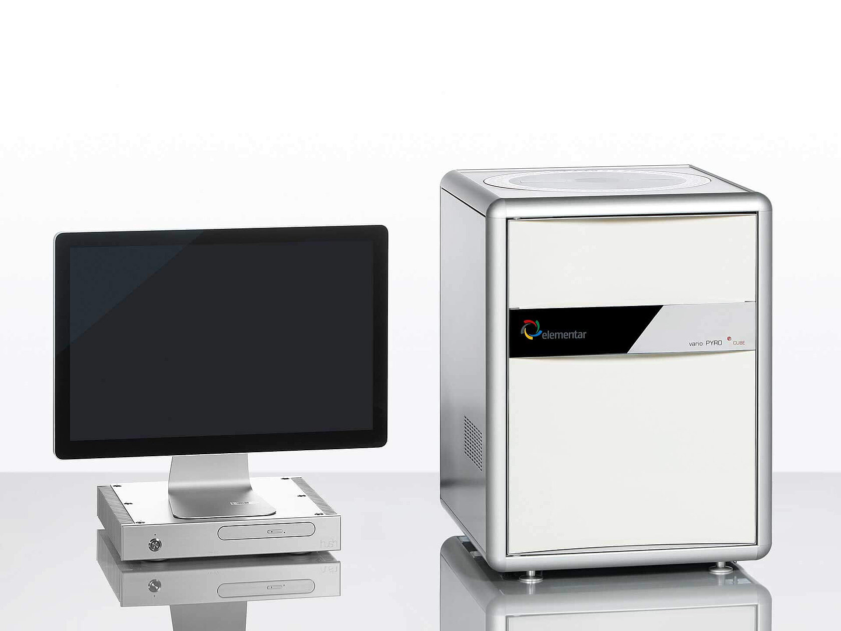 Elemental analyzer vario PYRO cube for EA-IRMS with monitor