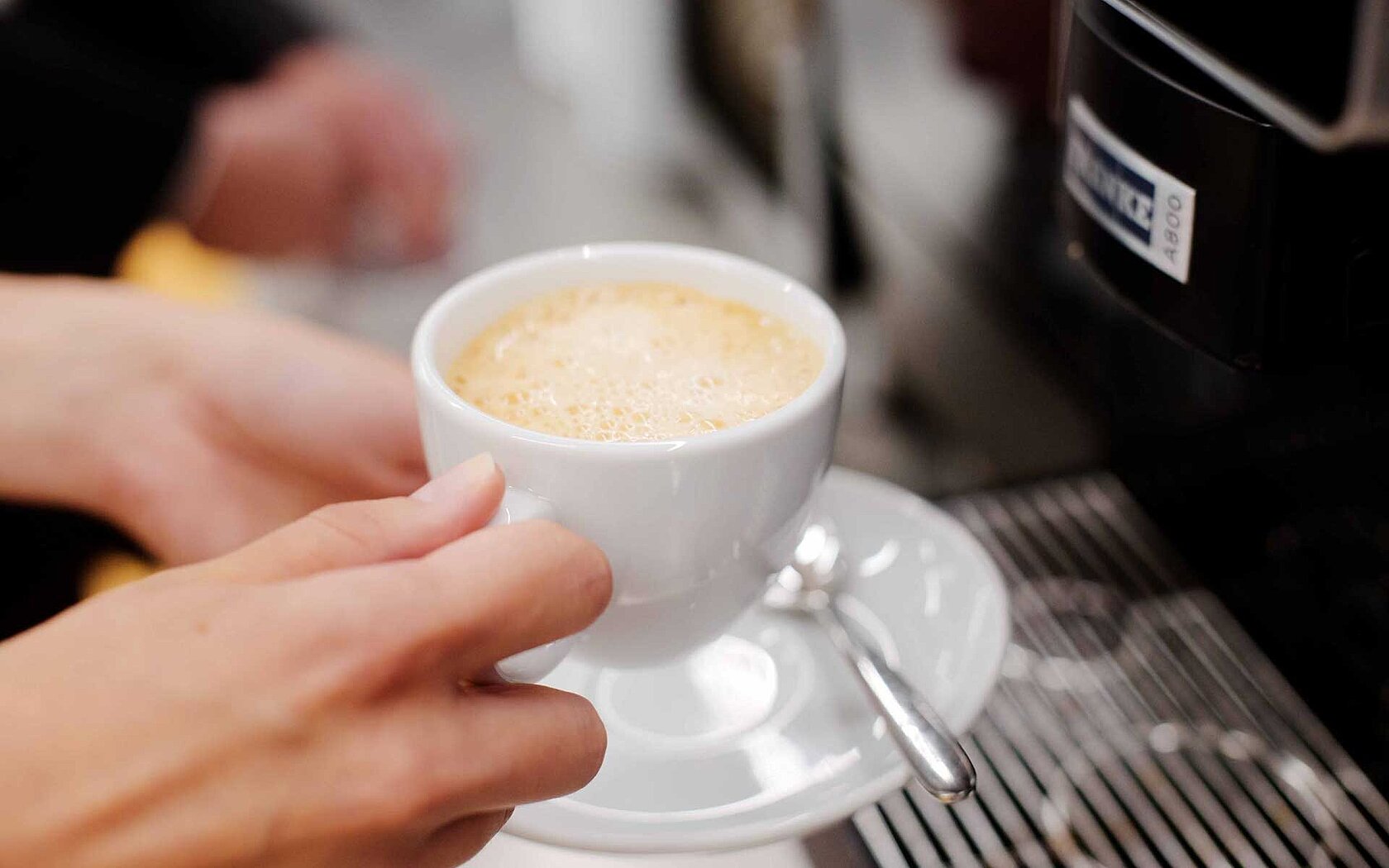 Kaffeemaschine in der Elementar Kantine