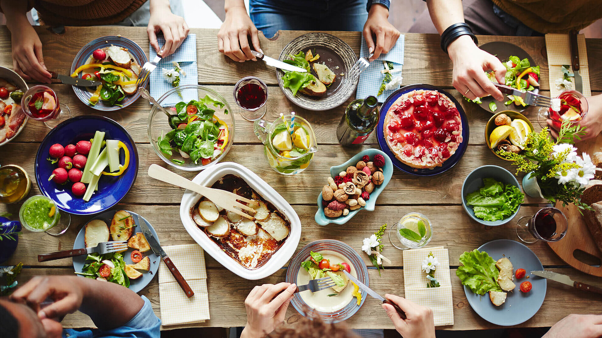 Food & beverage Table with food and beverages