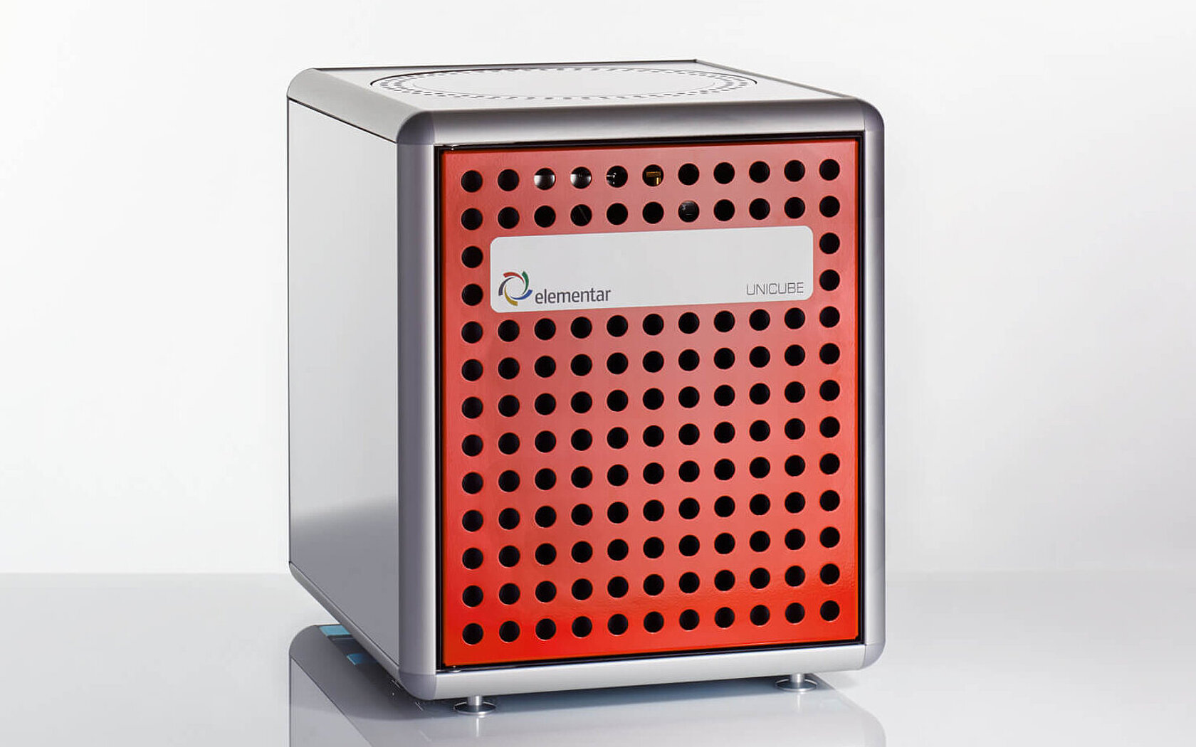 Organic elemental analyzer UNICUBE