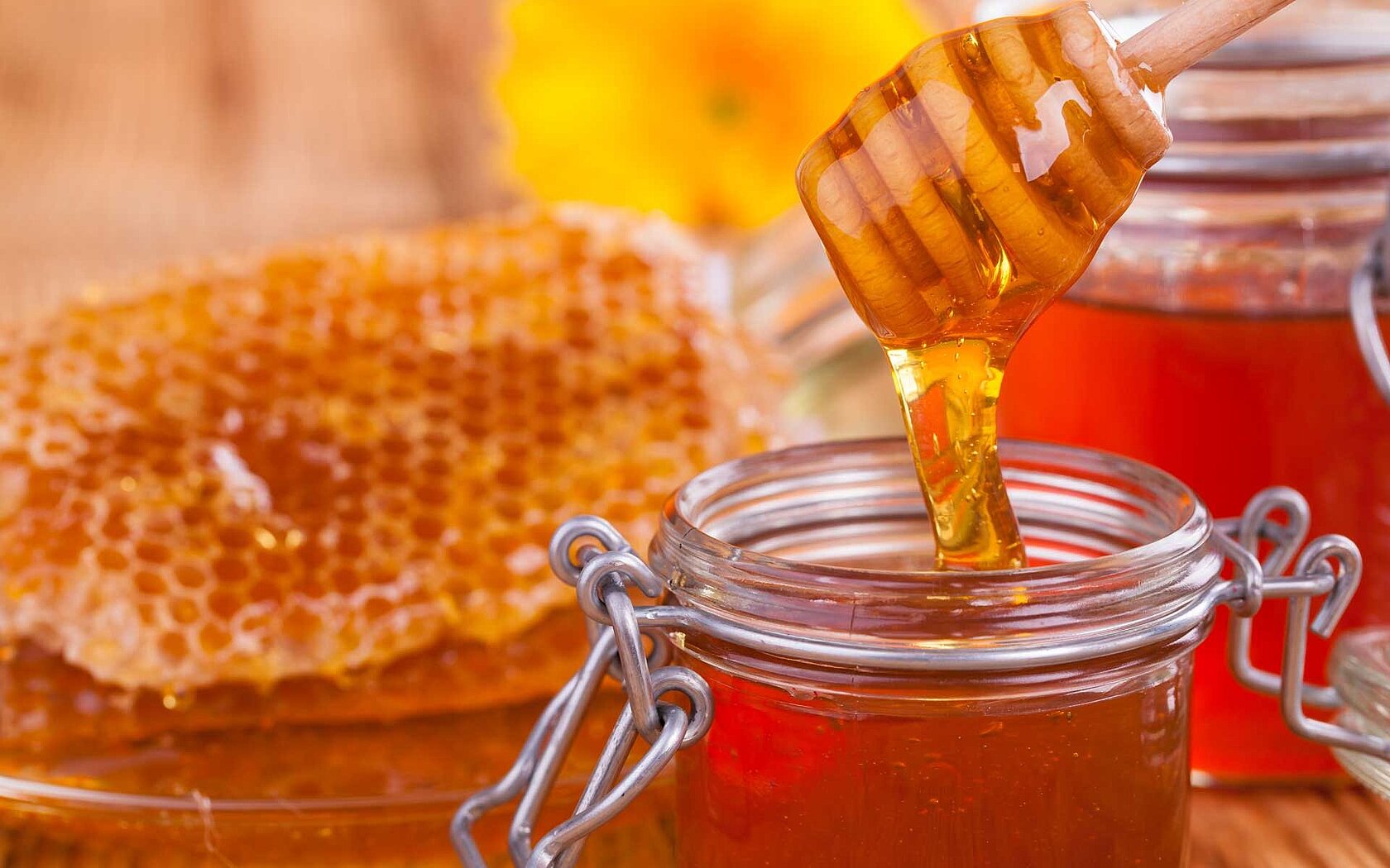 Stable isotope analysis can detect adulterated honey