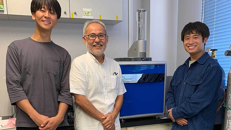 Professor Gregory Naoki Nishihara (middle) with two of his students
